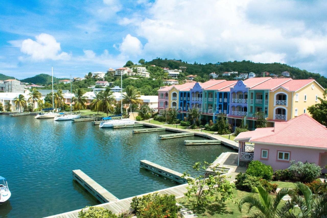 Апарт отель The Harbour Rodney Bay Экстерьер фото